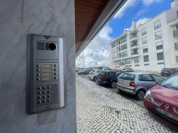 Apartamento T3 para Venda em Falagueira-Venda Nova