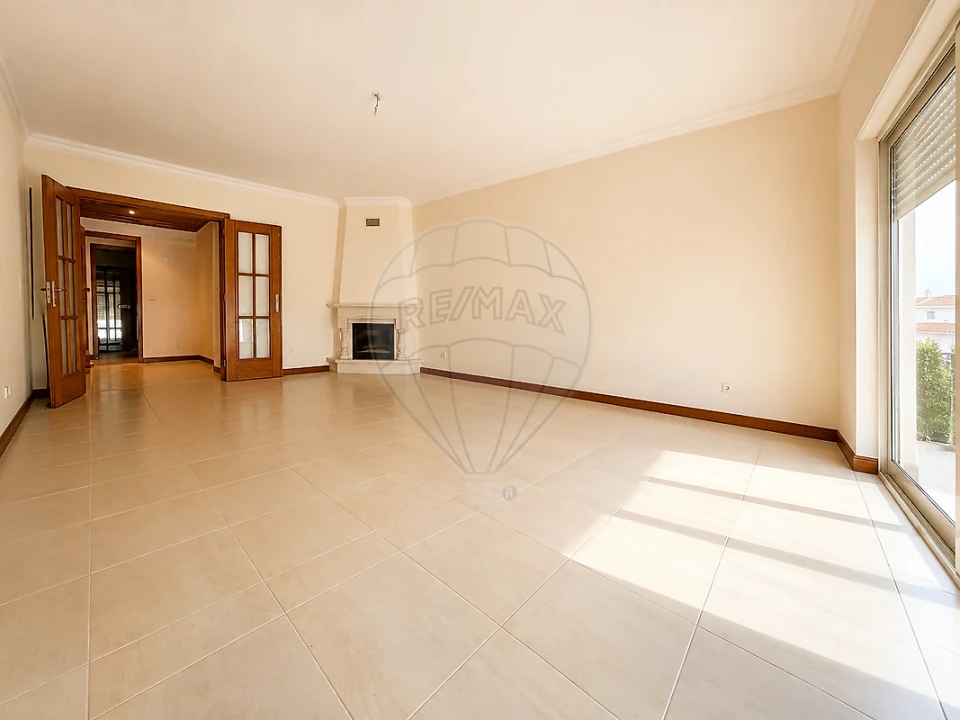 Apartamento T3 para Venda em Falagueira-Venda Nova Foto 17