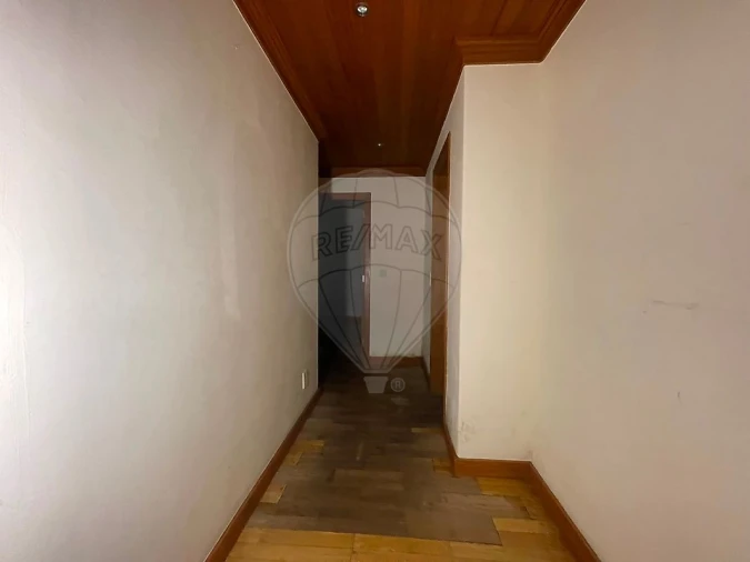 Apartamento T3 para Venda em Falagueira-Venda Nova Foto 2