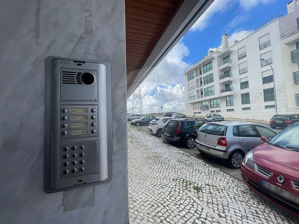 Apartamento T3 para Venda em Falagueira-Venda Nova Foto 6