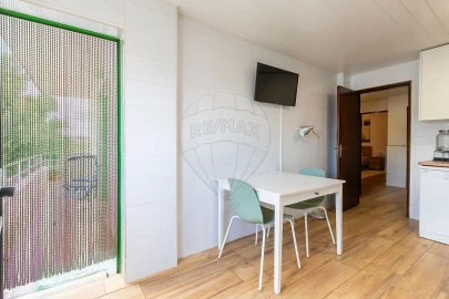 Apartamento T2 para Venda em Bombarral e Vale Covo