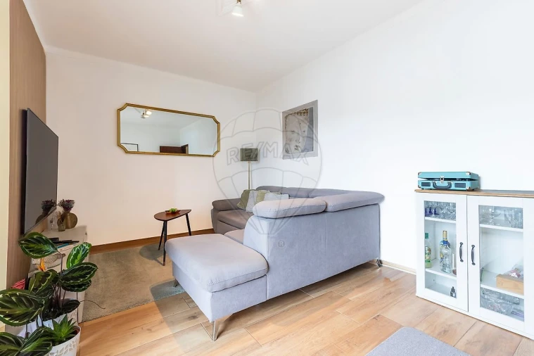 Apartamento T2 para Venda em Bombarral e Vale Covo Foto 7