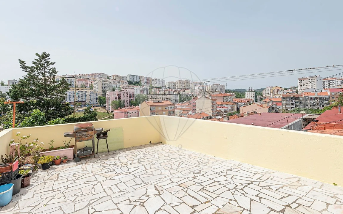 Apartamento T1 para Venda em Queluz e Belas Foto 16