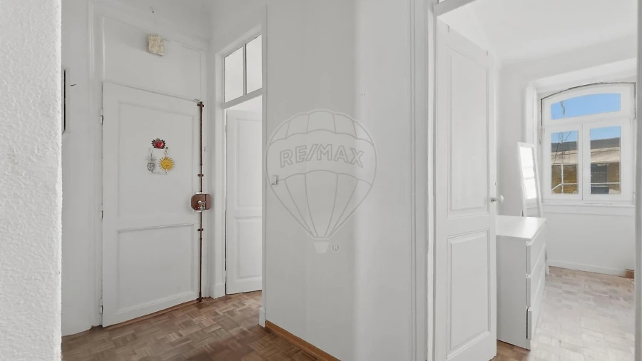 Apartamento T2 para Venda em Alcantara Foto 2