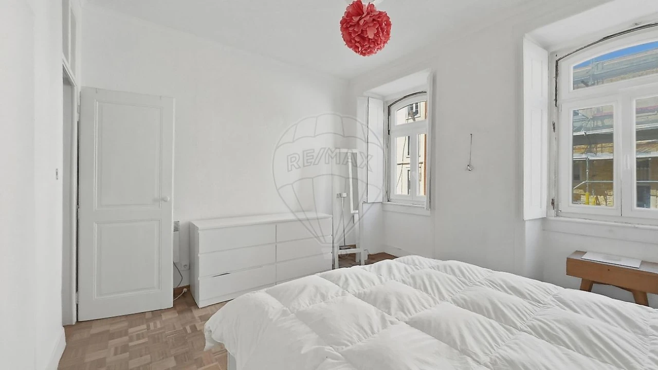 Apartamento T2 para Venda em Alcantara Foto 6