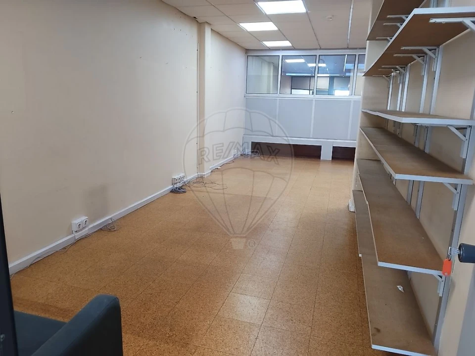 Loja para Venda em Benfica Foto 8