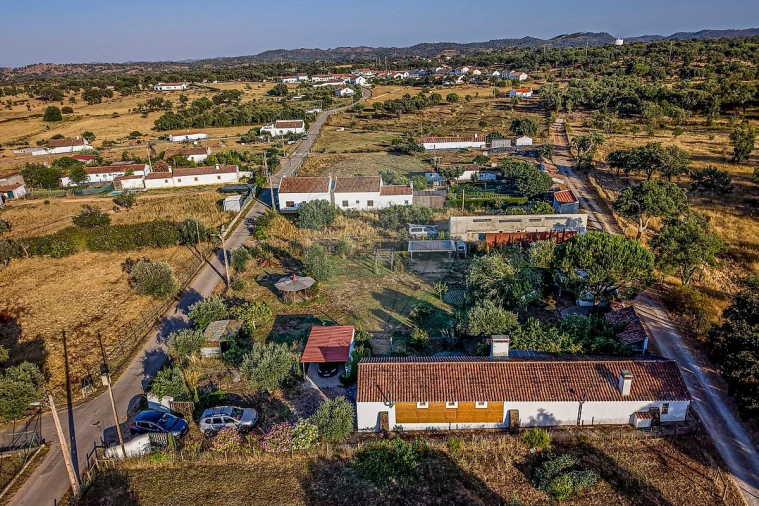 Quinta T3 para Venda em Colos Foto 35