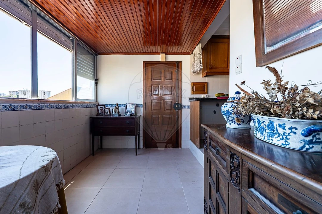 Apartamento T2 para Venda em Olivais Foto 21