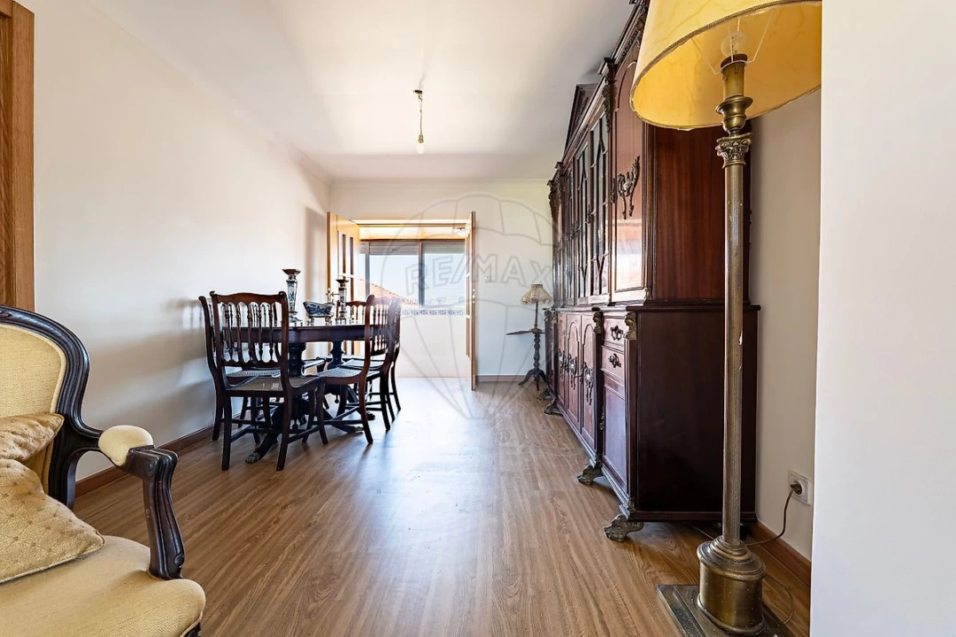 Apartamento T2 para Venda em Olivais Foto 6