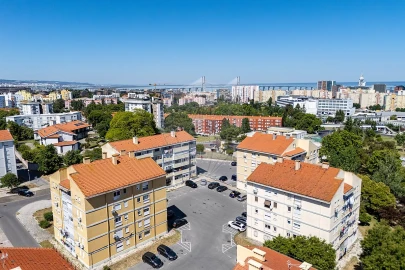 Apartamento T2 para Venda em Olivais