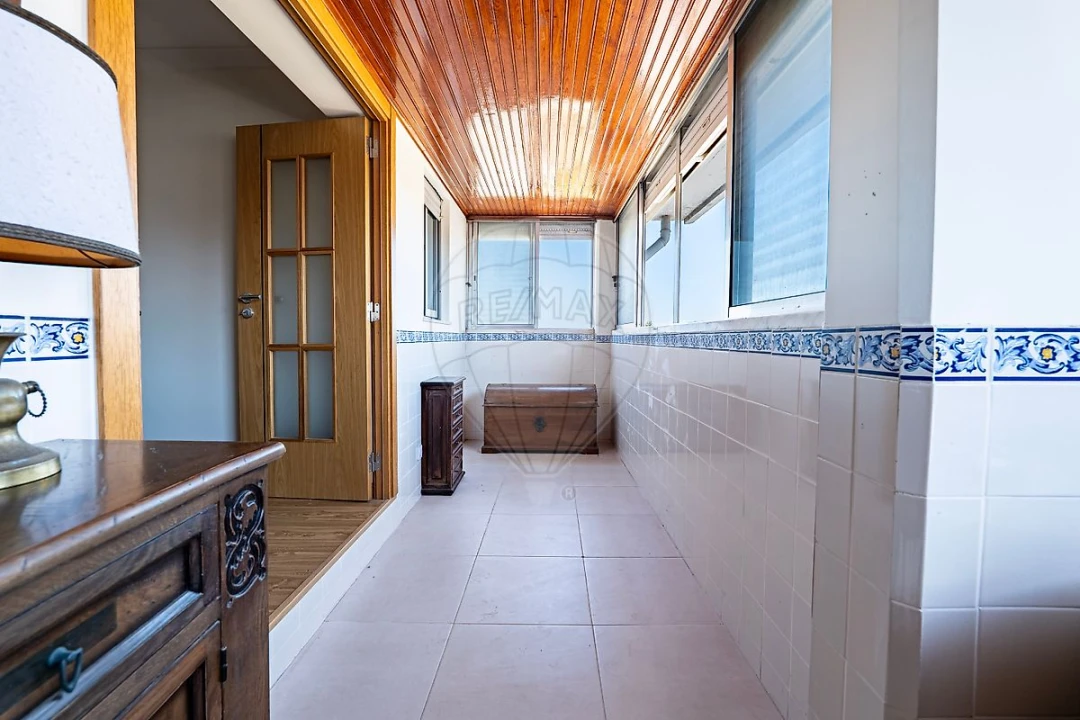 Apartamento T2 para Venda em Olivais Foto 16