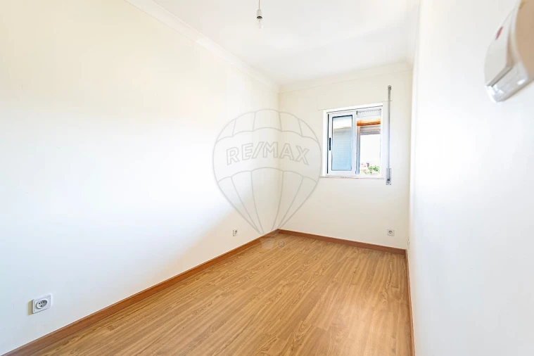 Apartamento T2 para Venda em Olivais Foto 9