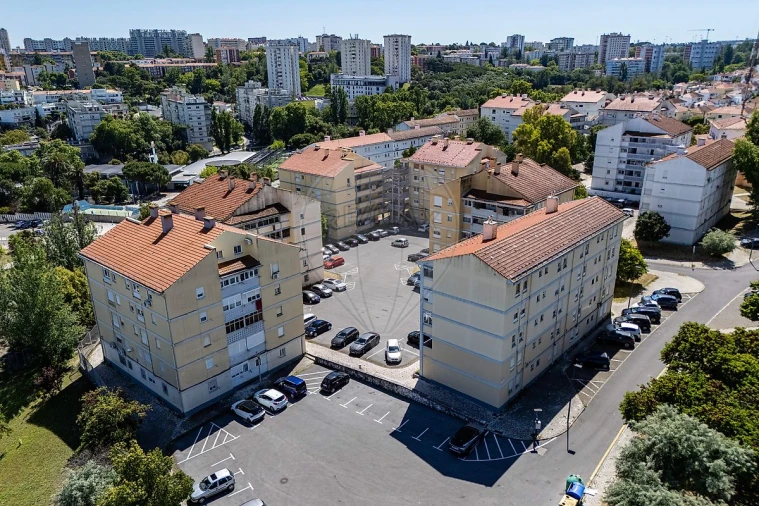 Apartamento T2 para Venda em Olivais Foto 33