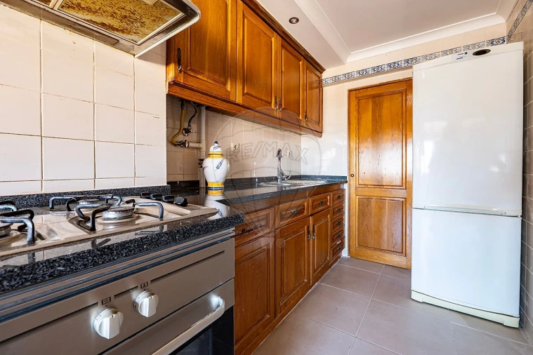 Apartamento T2 para Venda em Olivais Foto 25