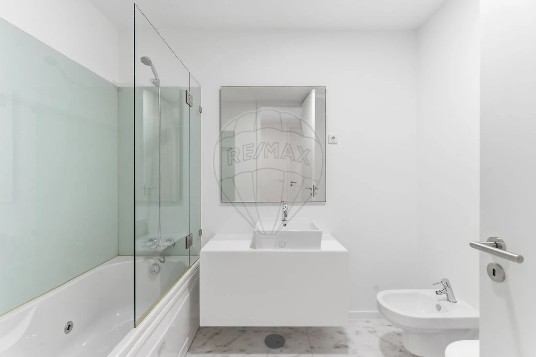 Apartamento T4 para Arrendamento em Queluz e Belas Foto 23