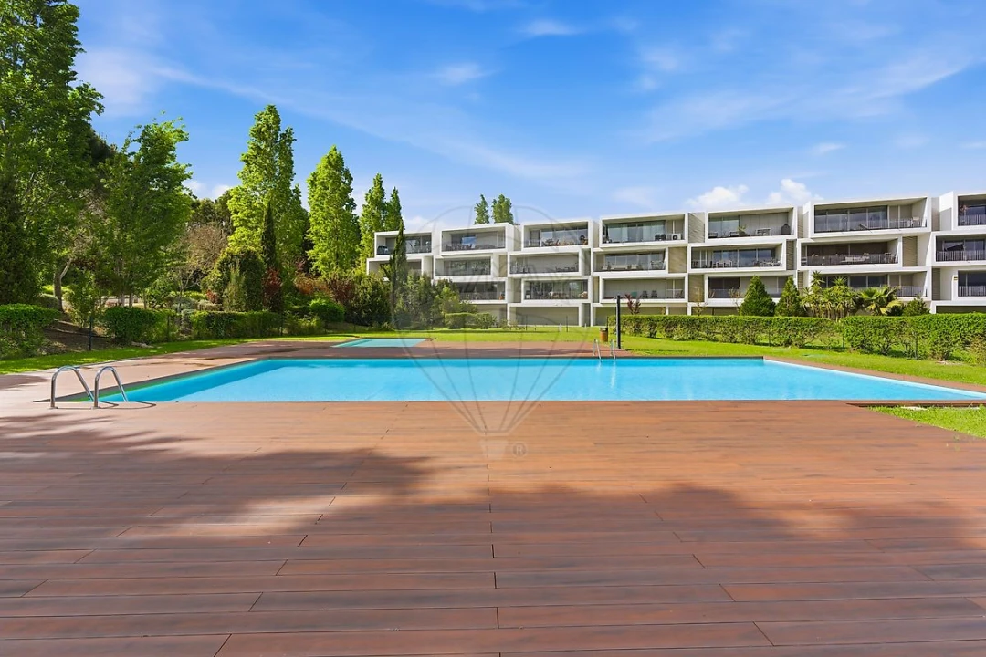 Apartamento T4 para Arrendamento em Queluz e Belas Foto 6