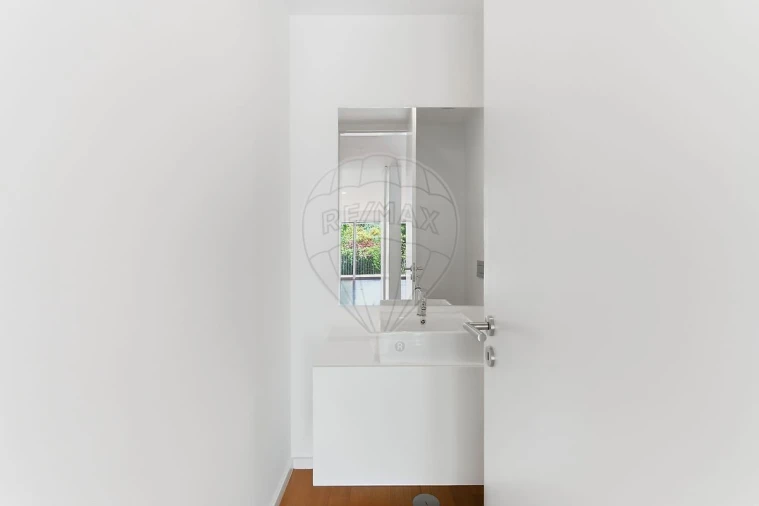 Apartamento T4 para Arrendamento em Queluz e Belas Foto 19