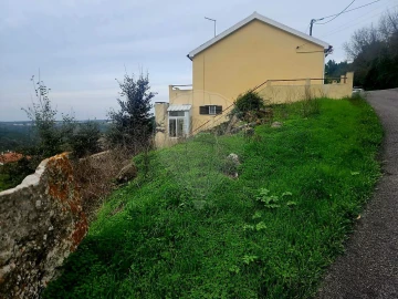 Terreno para Venda em São João das Lampas e Terrugem