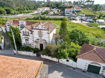 Moradia T5 para Venda em Juncal
