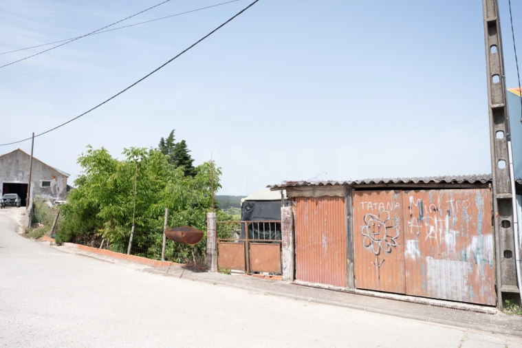 Terreno para Venda em Maxial e Monte Redondo Foto 2
