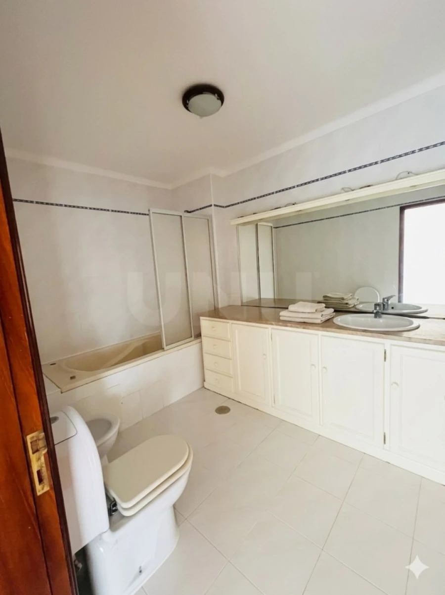 Apartamento T3 para Venda em Vagos e Santo António Foto 9