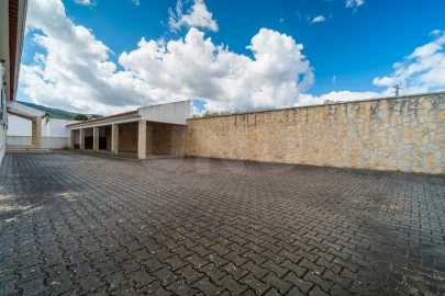 Moradia T6 para Venda em Vilar