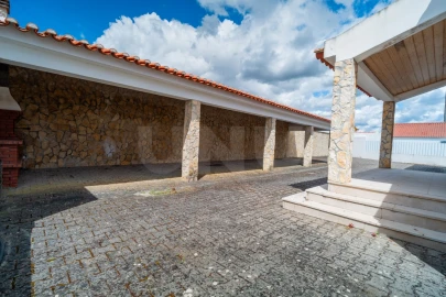 Moradia T6 para Venda em Vilar