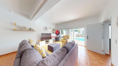 Moradia T3 para Venda em Ferragudo