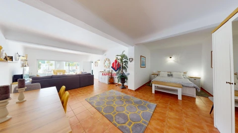 Moradia T3 para Venda em Ferragudo