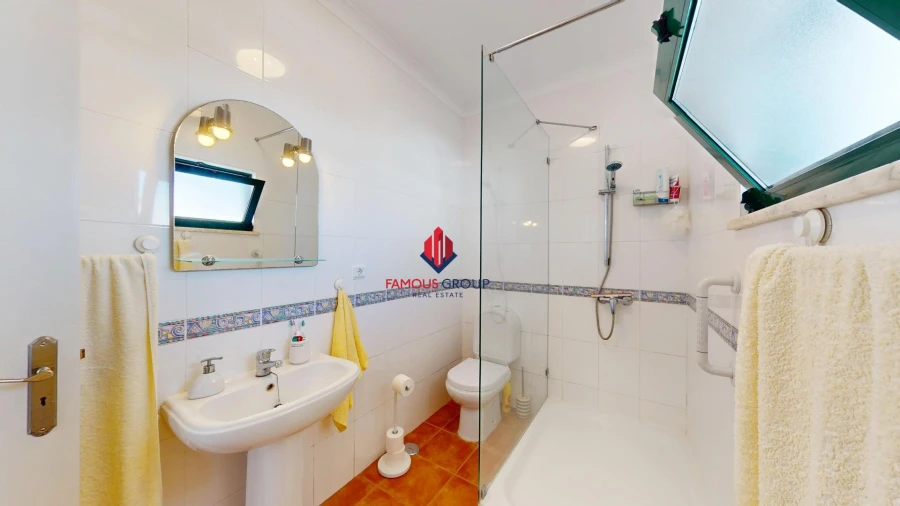 Moradia T3 para Venda em Ferragudo Foto 39