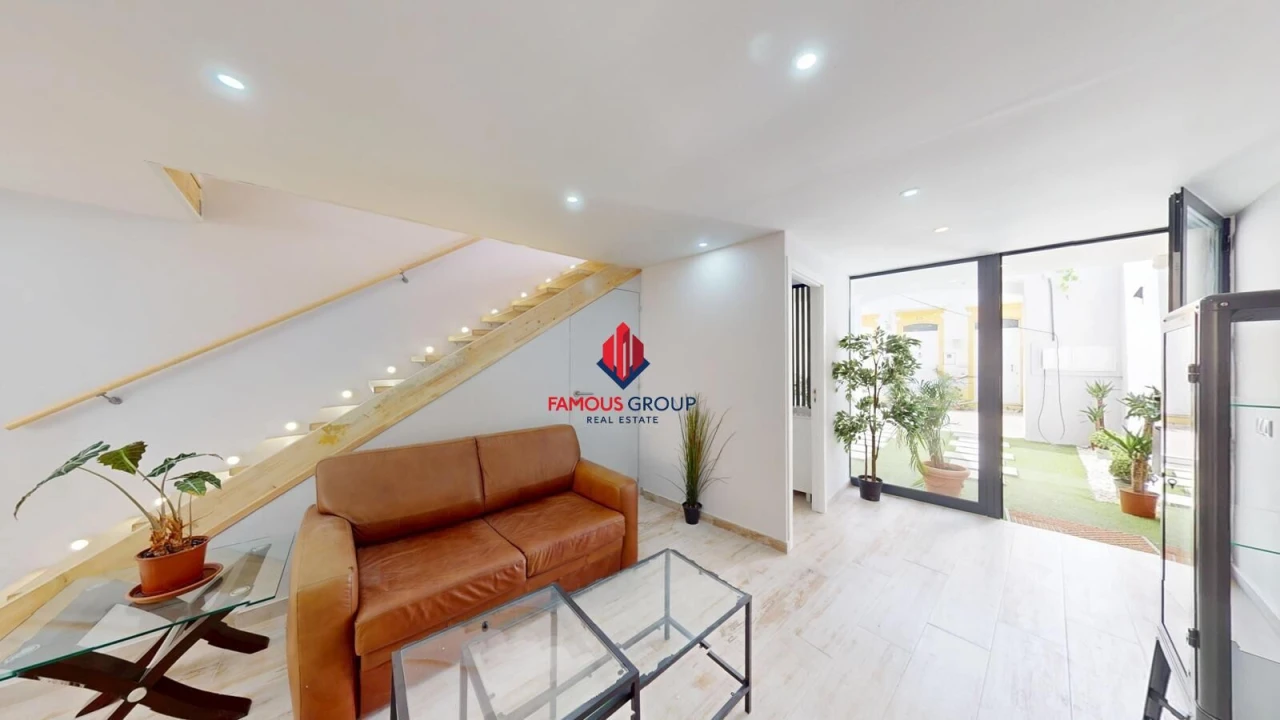 Apartamento T1 para Venda em Portimão Foto 3