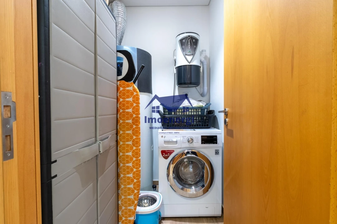 Apartamento T3 para Venda em Arvore Foto 10