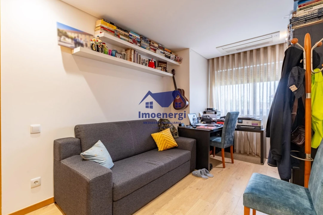 Apartamento T3 para Venda em Arvore Foto 11