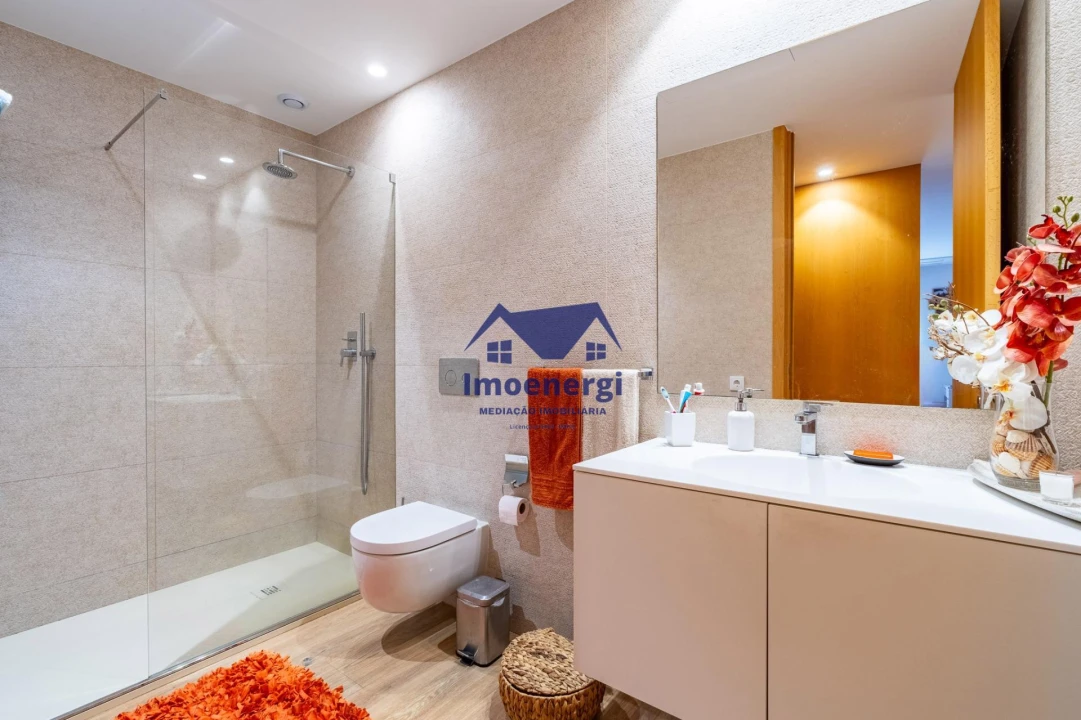 Apartamento T3 para Venda em Arvore Foto 13