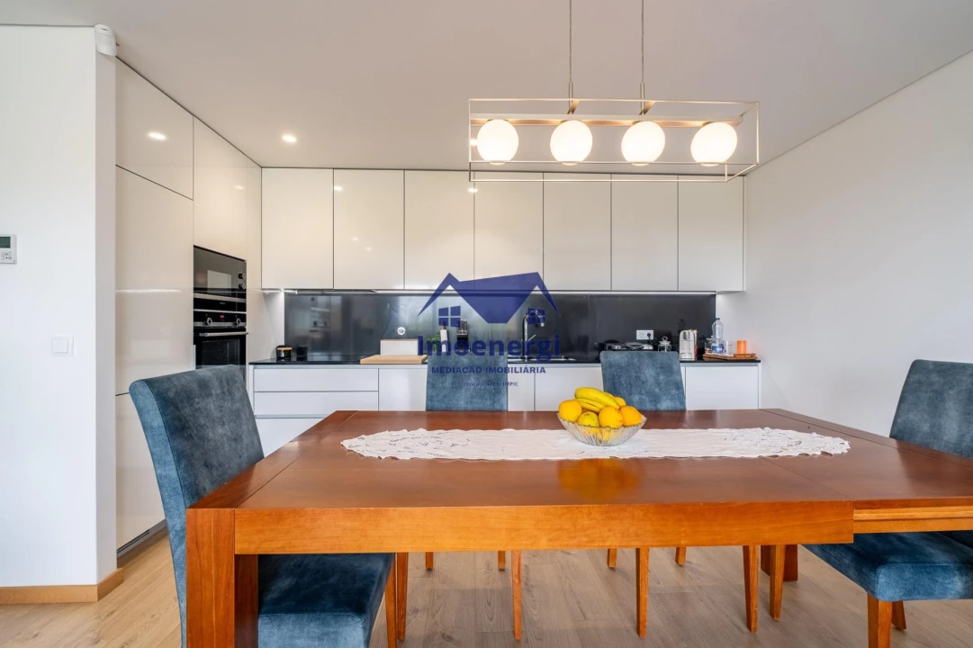 Apartamento T3 para Venda em Arvore Foto 5