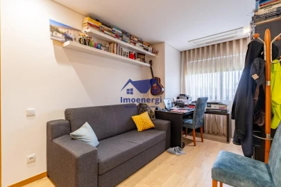 Apartamento T3 para Venda em Arvore