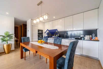 Apartamento T3 para Venda em Arvore