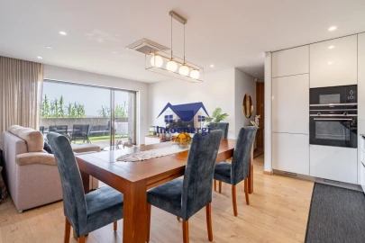 Apartamento T3 para Venda em Arvore