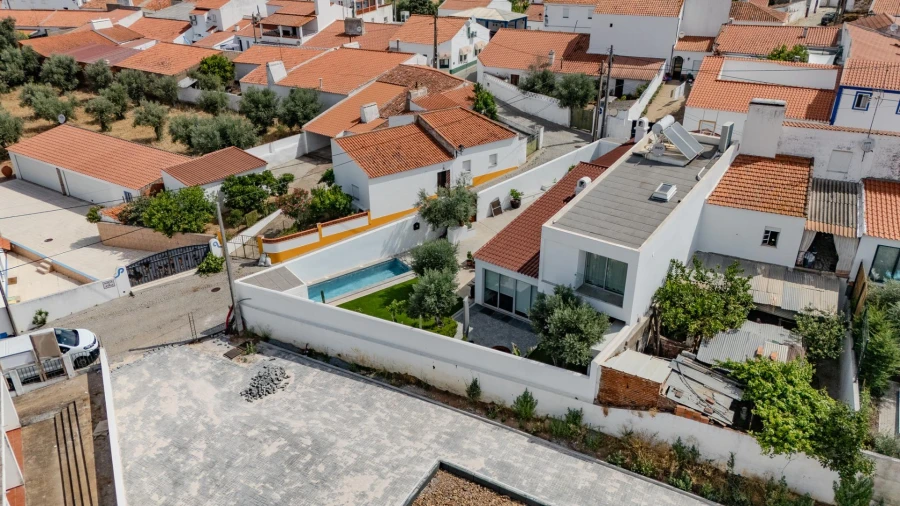 Moradia T4 para Venda em Vale (São Cosme), Telhado e Portela Foto 42