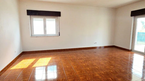 Moradia T2 para Venda em Cartaxo e Vale da Pinta