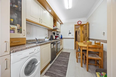 Apartamento T2 para Venda em Corroios