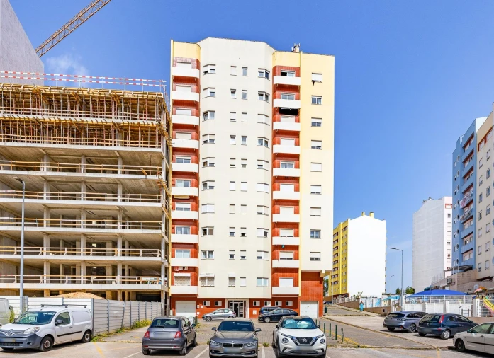 Apartamento T2 para Venda em Corroios Foto 22