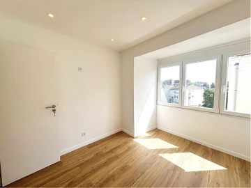 Apartamento T2 para Venda em Póvoa de Santa Iria e Forte da Casa