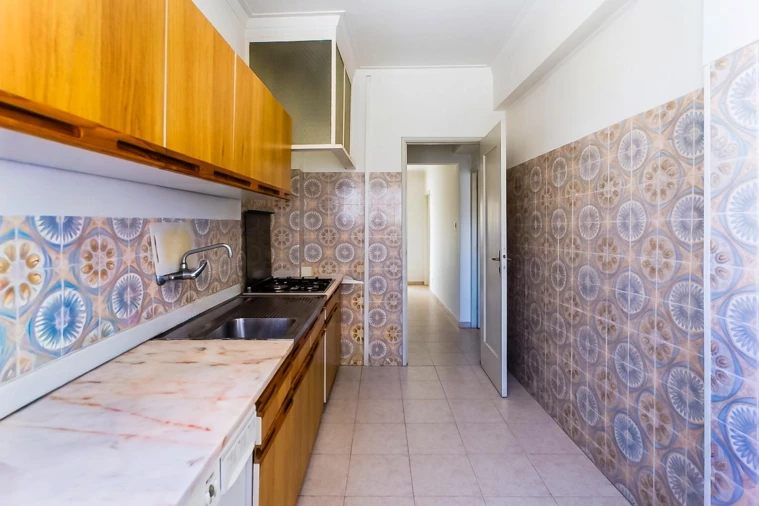 Apartamento T2 para Venda em Agualva e Mira-Sintra Foto 2