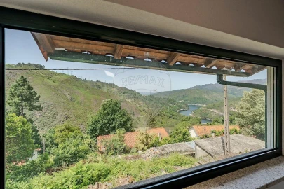 Moradia T3 para Venda em Ferral