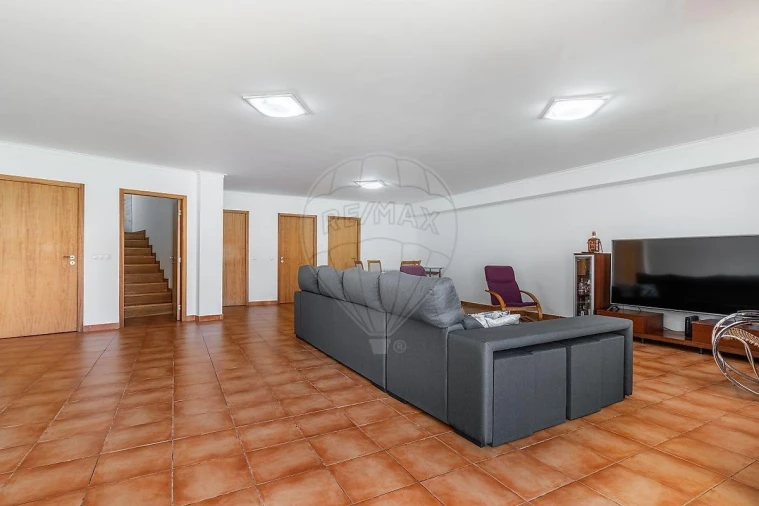 Moradia T3 para Venda em Fermentões Foto 35