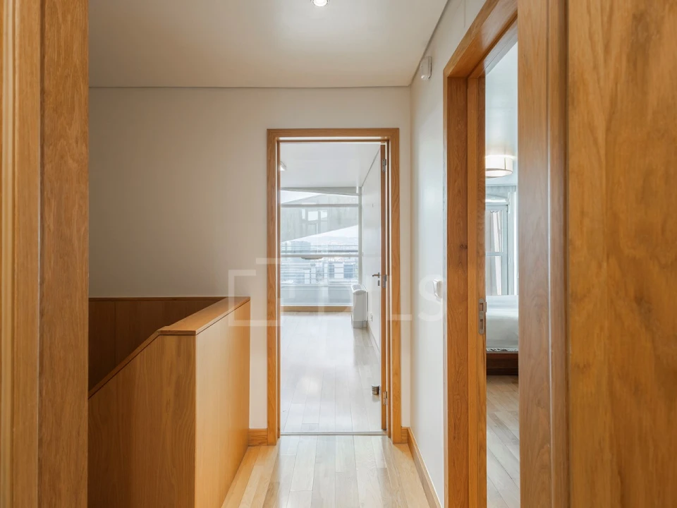 Apartamento T2 para Venda em Parque das Nações Foto 15