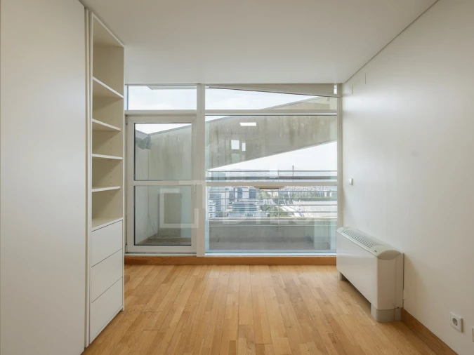 Apartamento T2 para Venda em Parque das Nações Foto 16