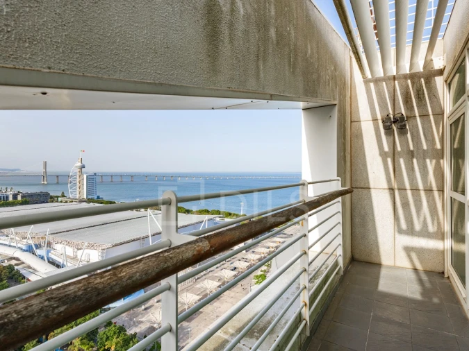 Apartamento T2 para Venda em Parque das Nações Foto 3