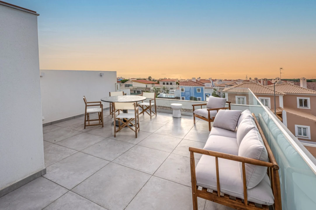 Apartamento T3 para Venda em Sines Foto 1